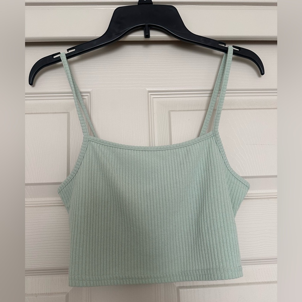 H&M Light Green Ribbed Crop Top